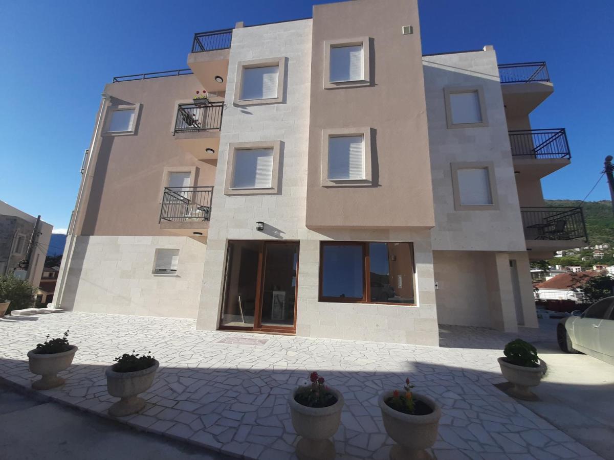 Sunset Apartment Тиват Екстериор снимка
