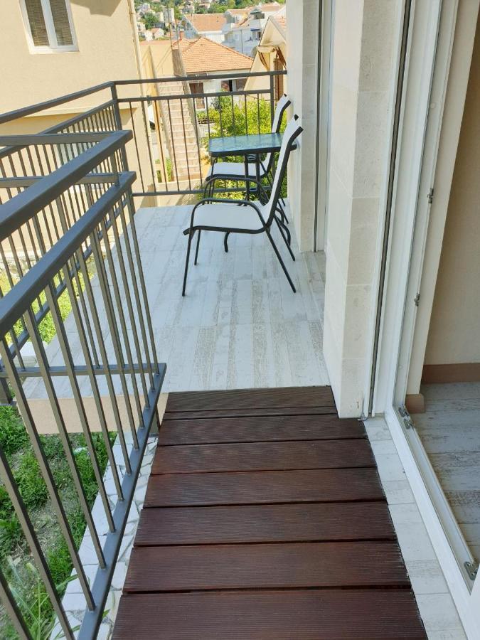Sunset Apartment Тиват Екстериор снимка