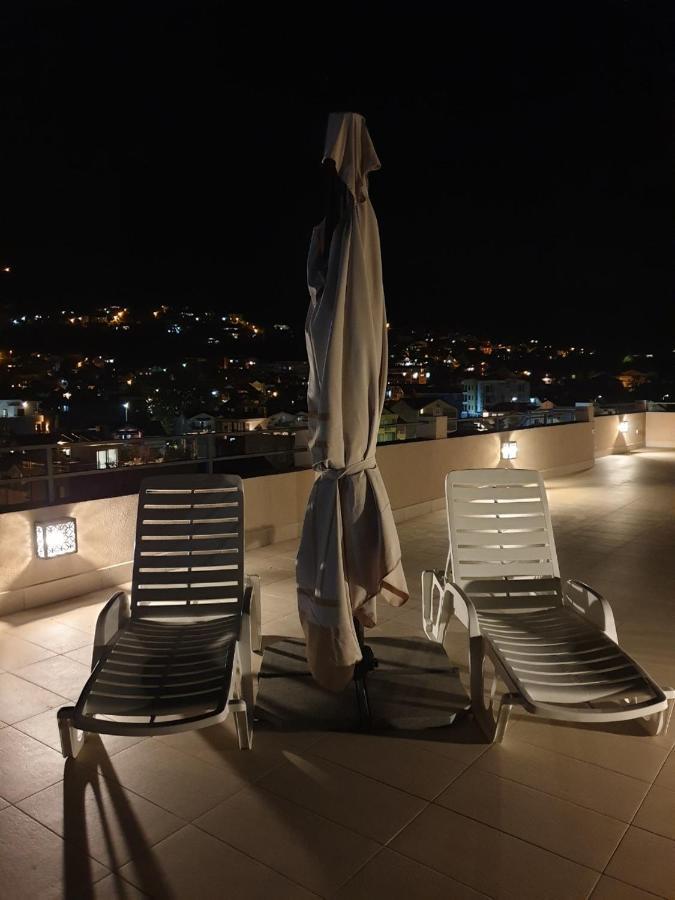 Sunset Apartment Тиват Екстериор снимка